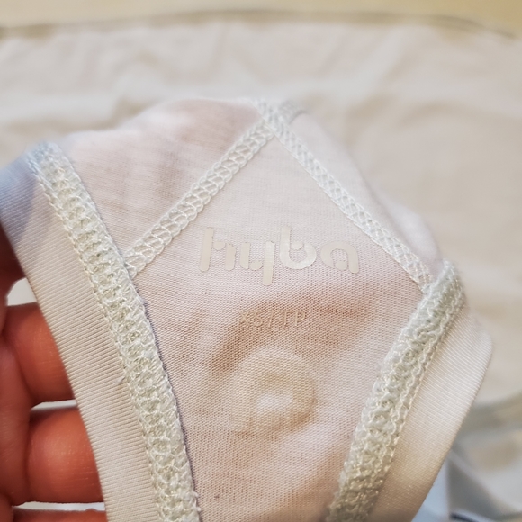 Hyba Sport Muscle Tank Top - Picture 6 of 9